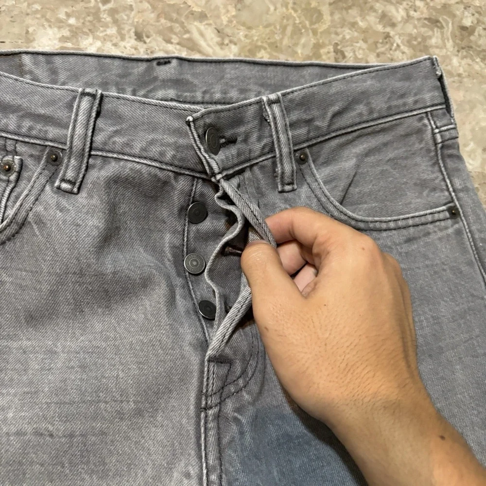 Levi's Jeans Mens 30x32 (Fits 32x31) Grey 501 Workwear Western Cotton Denim